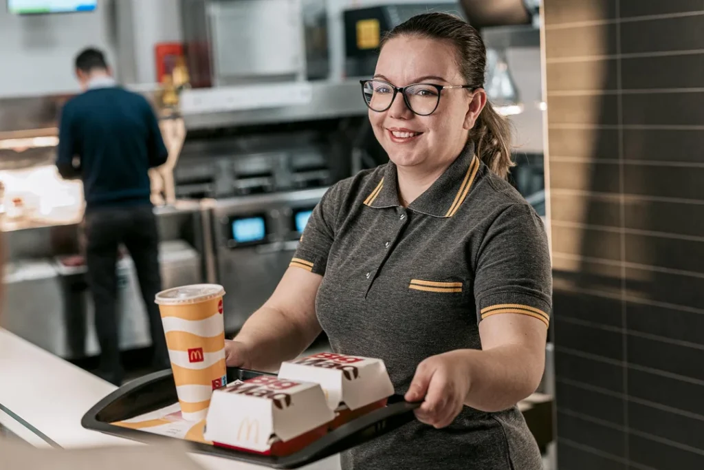 Fast Food Crew Member Jobs in Vancouve